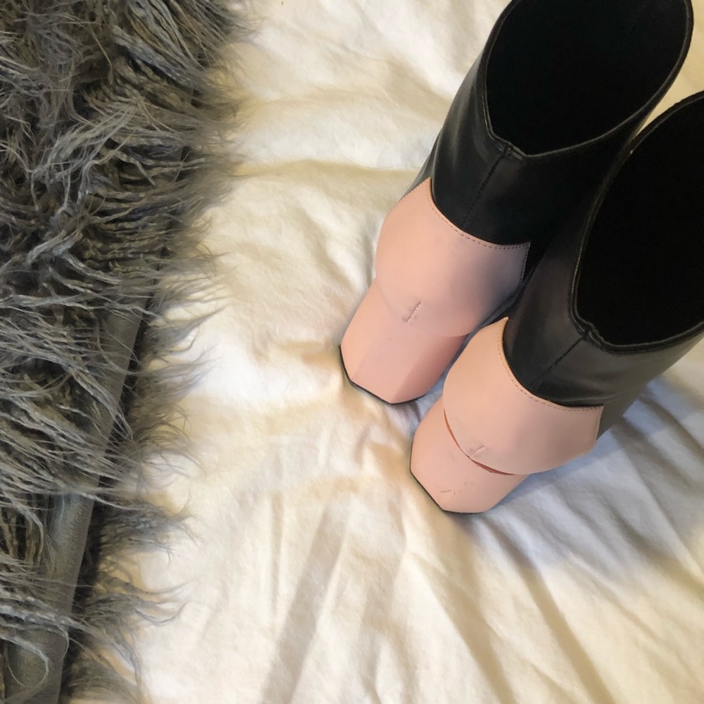 Color Block booties - Picture 3 of 4